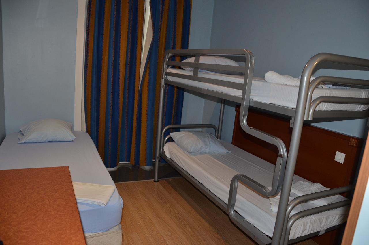 Baccarat Hostel Nicea Zewnętrze zdjęcie